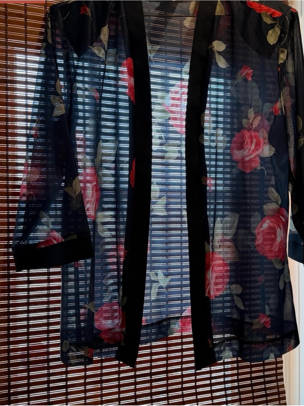 Haband Black Sheer Floral Kimono with Red Roses - Picture 3 of 6